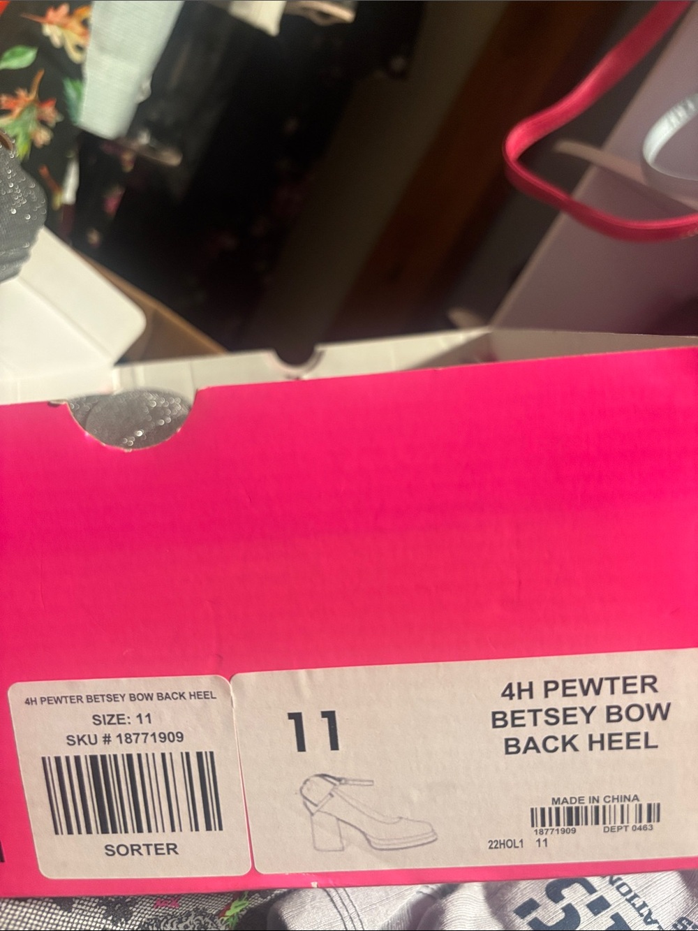 Betsey Johnson Silver Glitter Platform Mary Janes with Bow - Picture 4 of 4